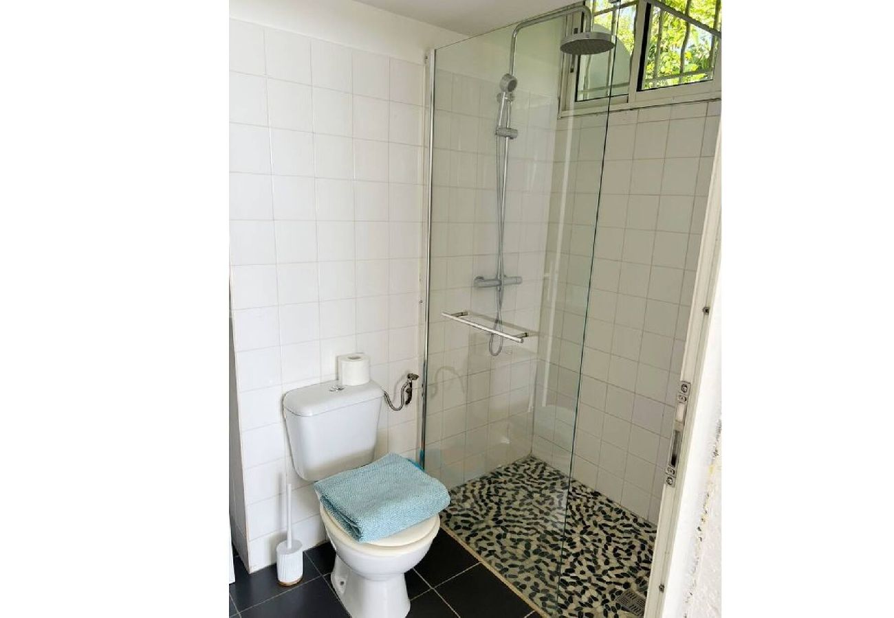 Villa in Sainte-Anne - Villa Sainte anne Ref G169A 5ch vue piscine plage