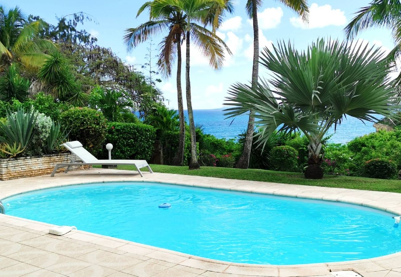 Villa in Sainte-Anne - Villa Sainte anne Ref G169A 5ch vue piscine plage