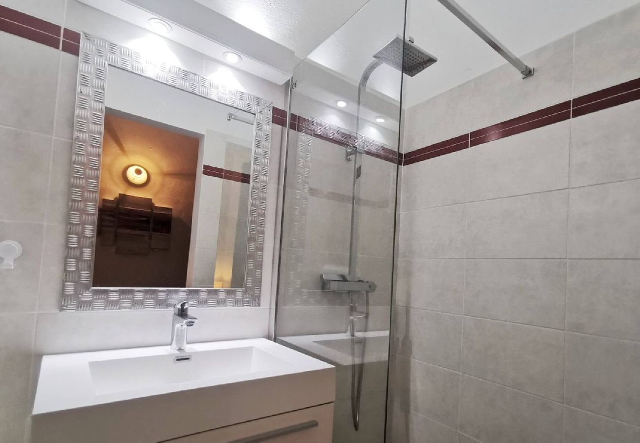 Villa in Sainte-Anne - Villa Sainte anne Ref G169A 5ch vue piscine plage