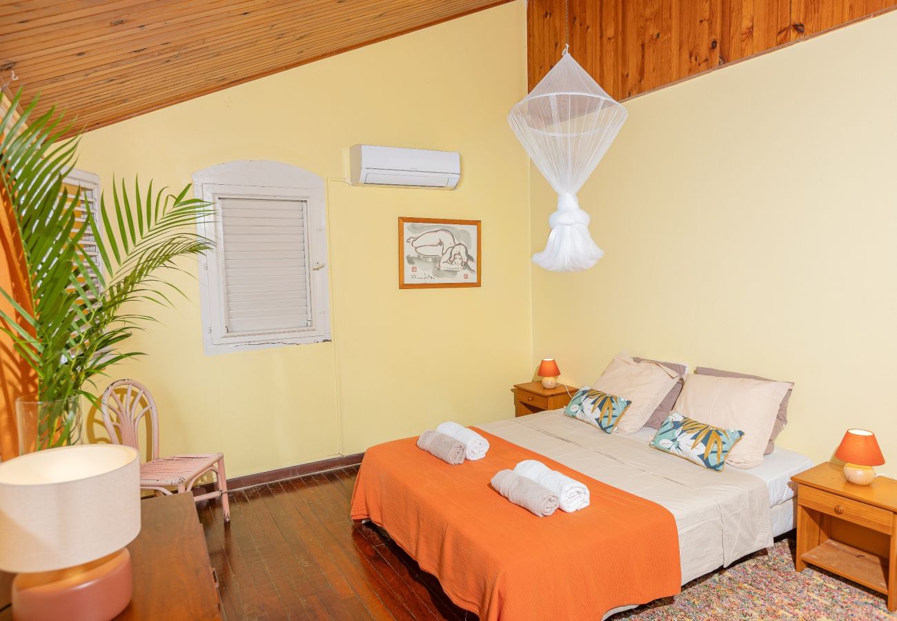 Villa in Le Diamant - Villa au Diamant Ref M133 5 ch jardin face mer