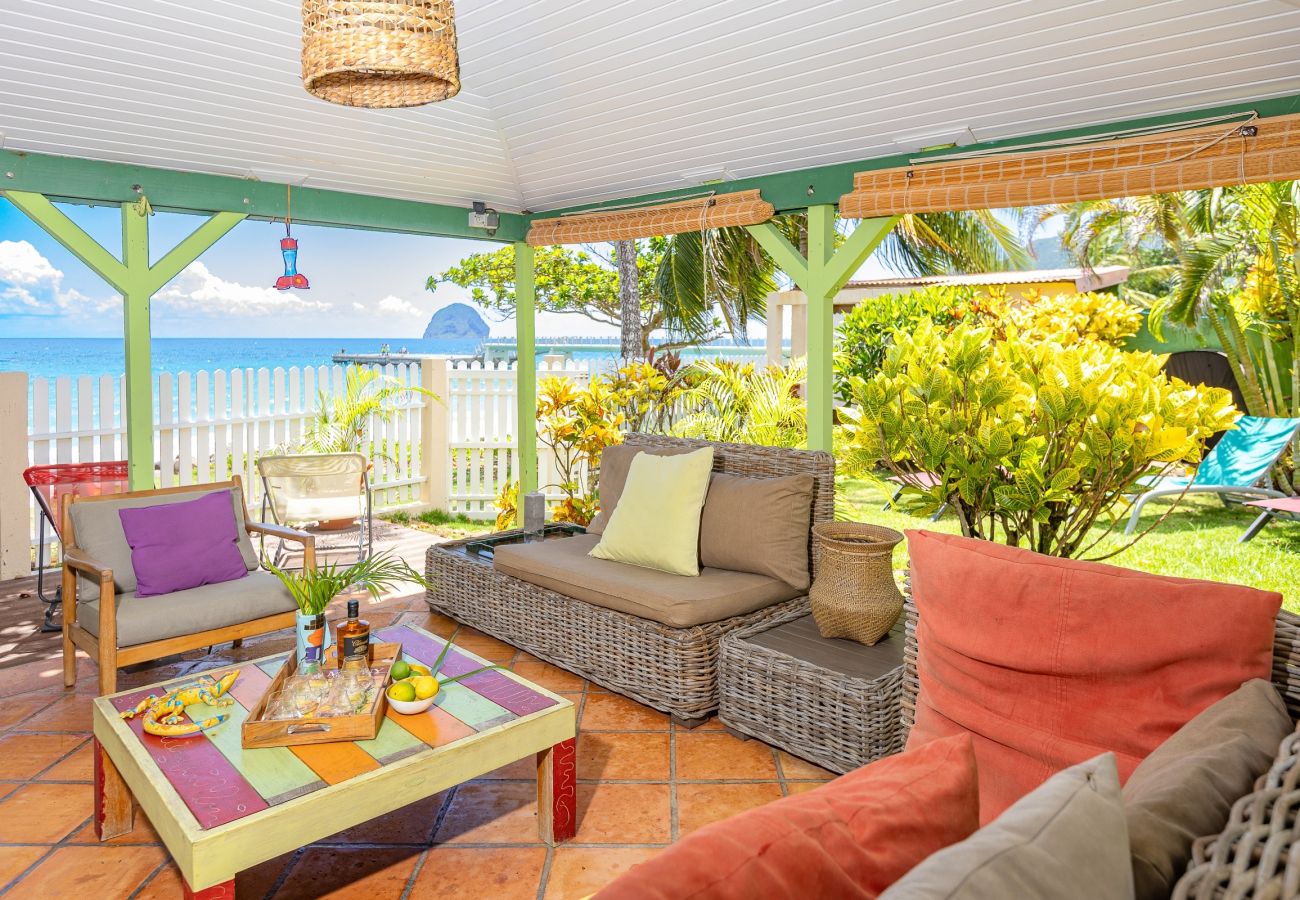 Villa in Le Diamant - Villa au Diamant Ref M133 5 ch jardin face mer