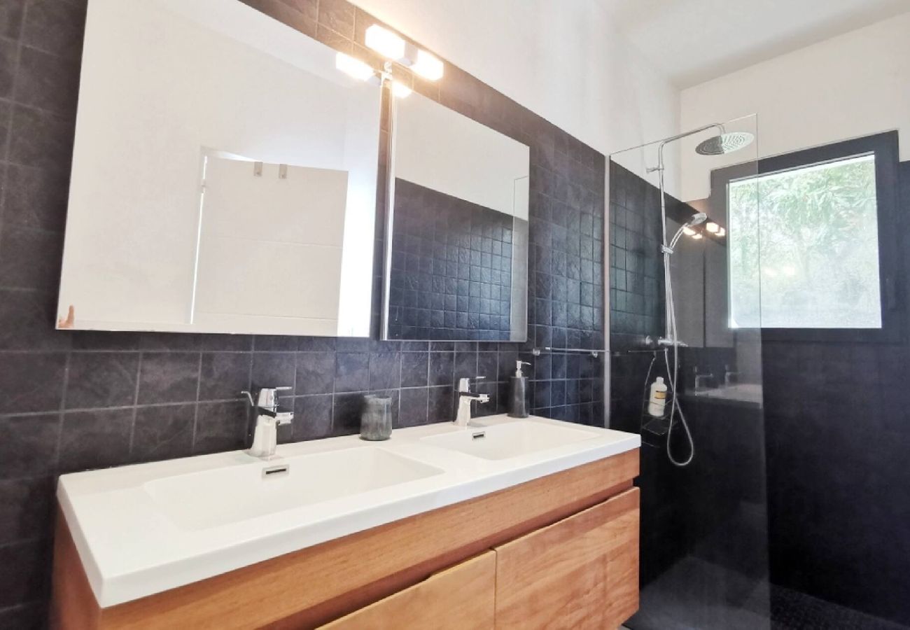 Villa in Le Diamant - Villa de standing au Diamant Ref M160 4 chambres v
