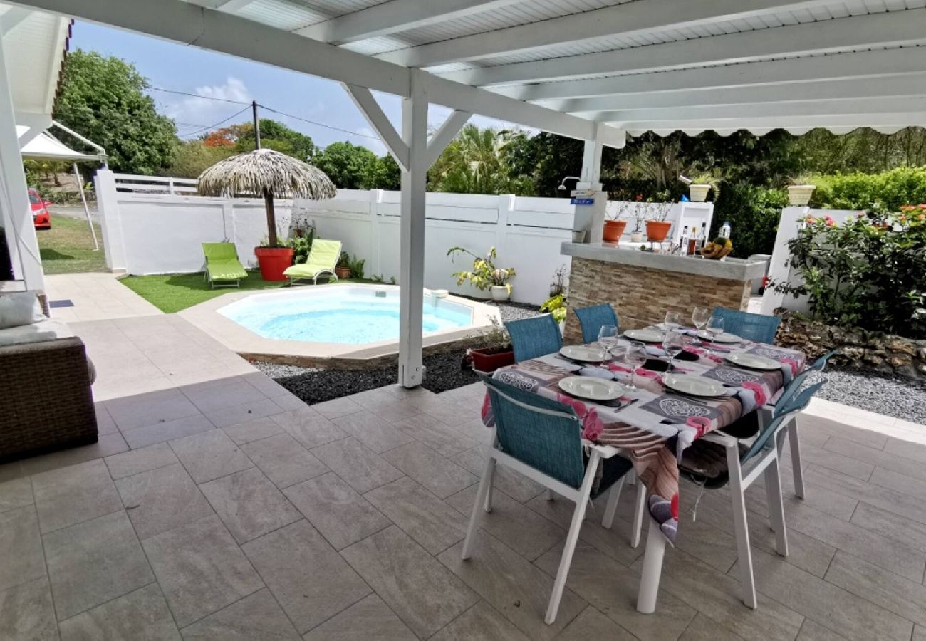 Villa in Saint-François - Villa G002 à Saint François - 2 ch piscine privée