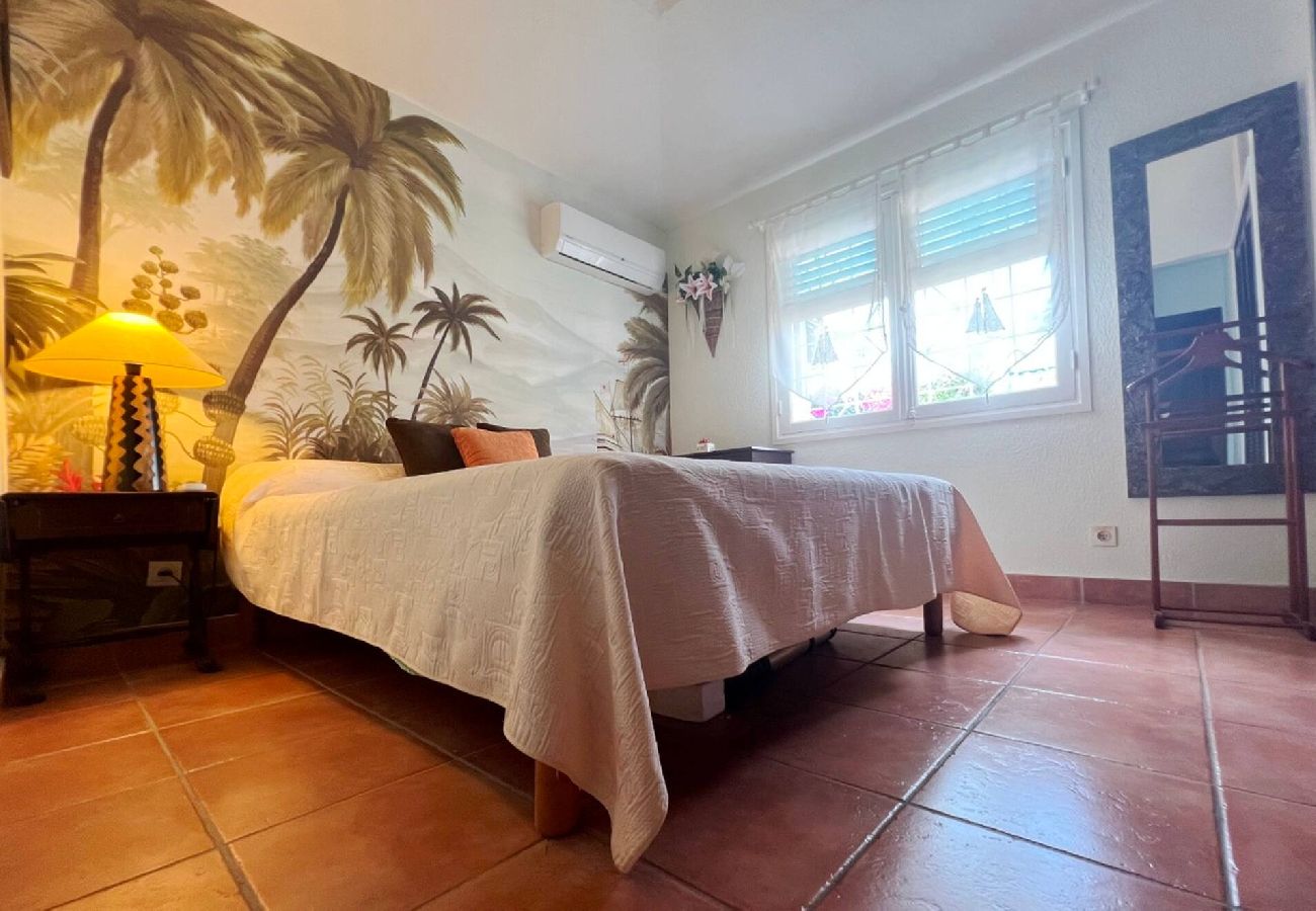 Villa in Saint-François - Villa à Saint François G048  2 chambres piscine
