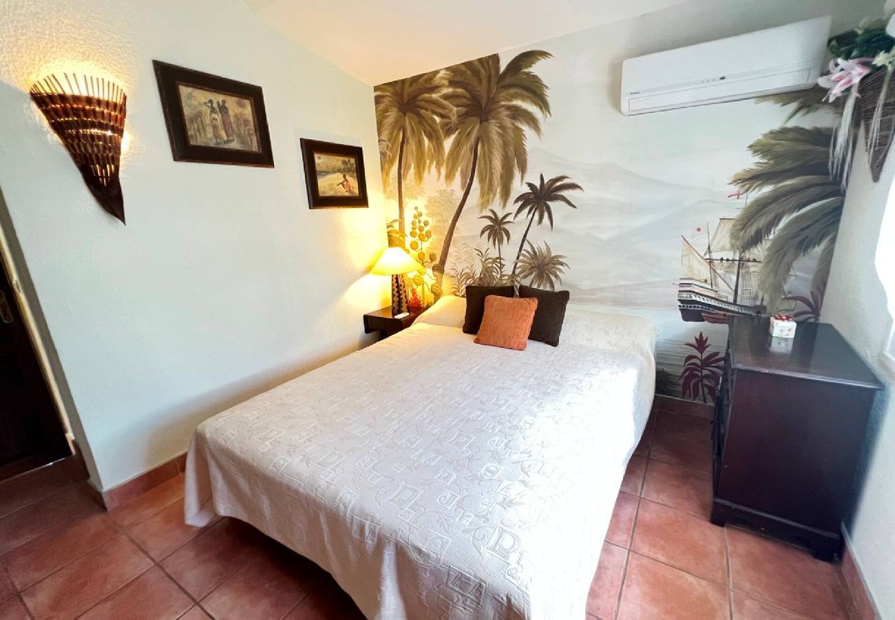 Villa in Saint-François - Villa à Saint François G048  2 chambres piscine