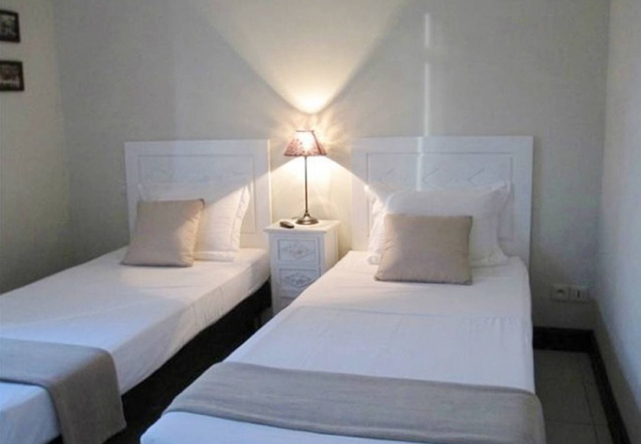 Villa in Saint-François - Villa à Saint François Ref G242 5 chambres + mezza