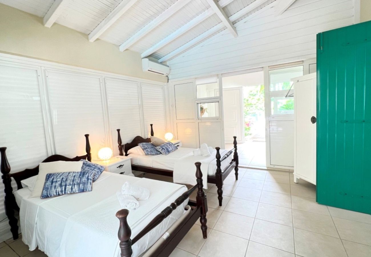 Villa in Saint-François - Villa à Saint François Ref G242 5 chambres + mezza