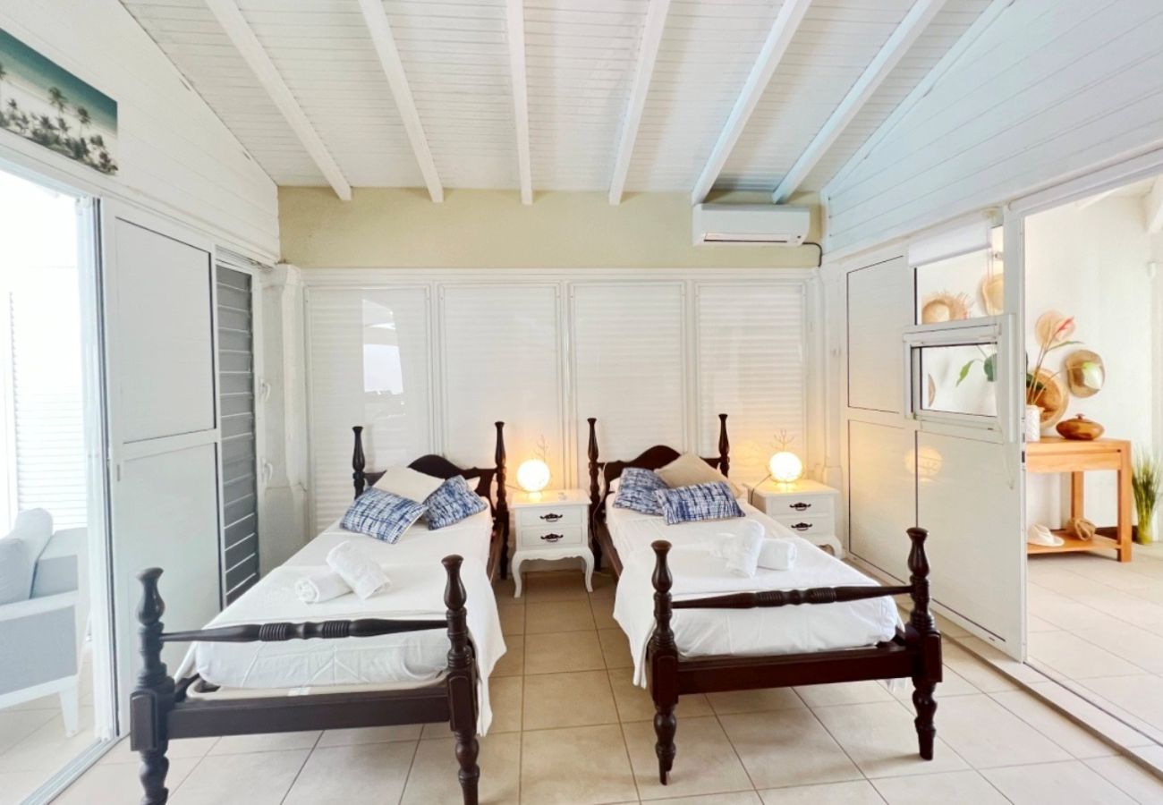 Villa in Saint-François - Villa à Saint François Ref G242 5 chambres + mezza