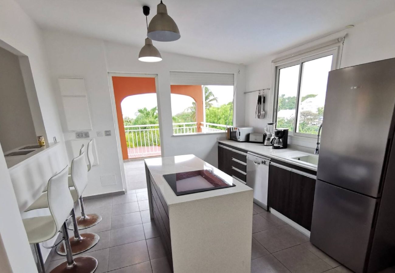 Villa in Le Gosier - Villa Sainte Anne ref G112A 5ch piscine 100m plage