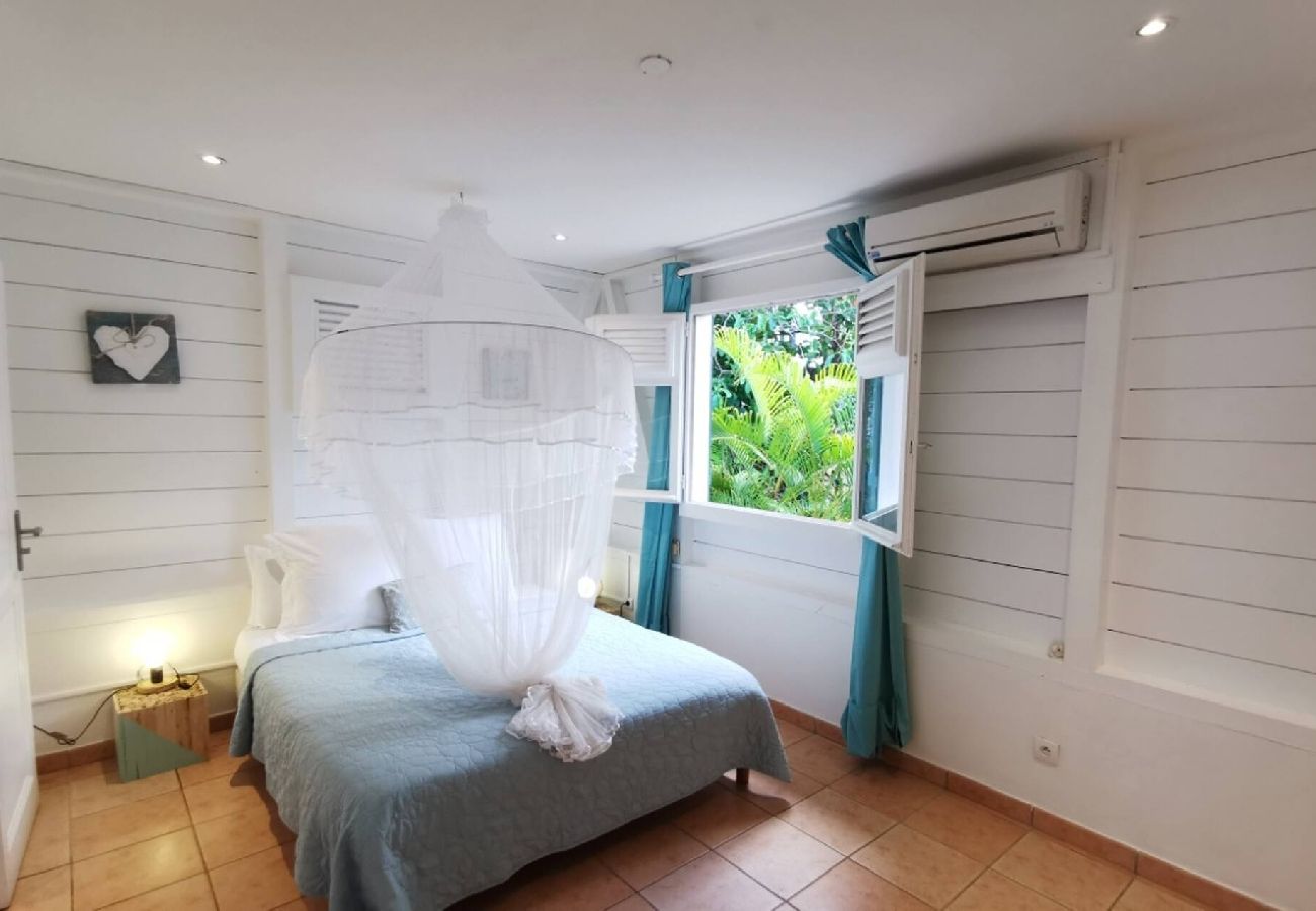 Villa in Le Diamant - Villa au Diamant ref M127 avec piscine directement