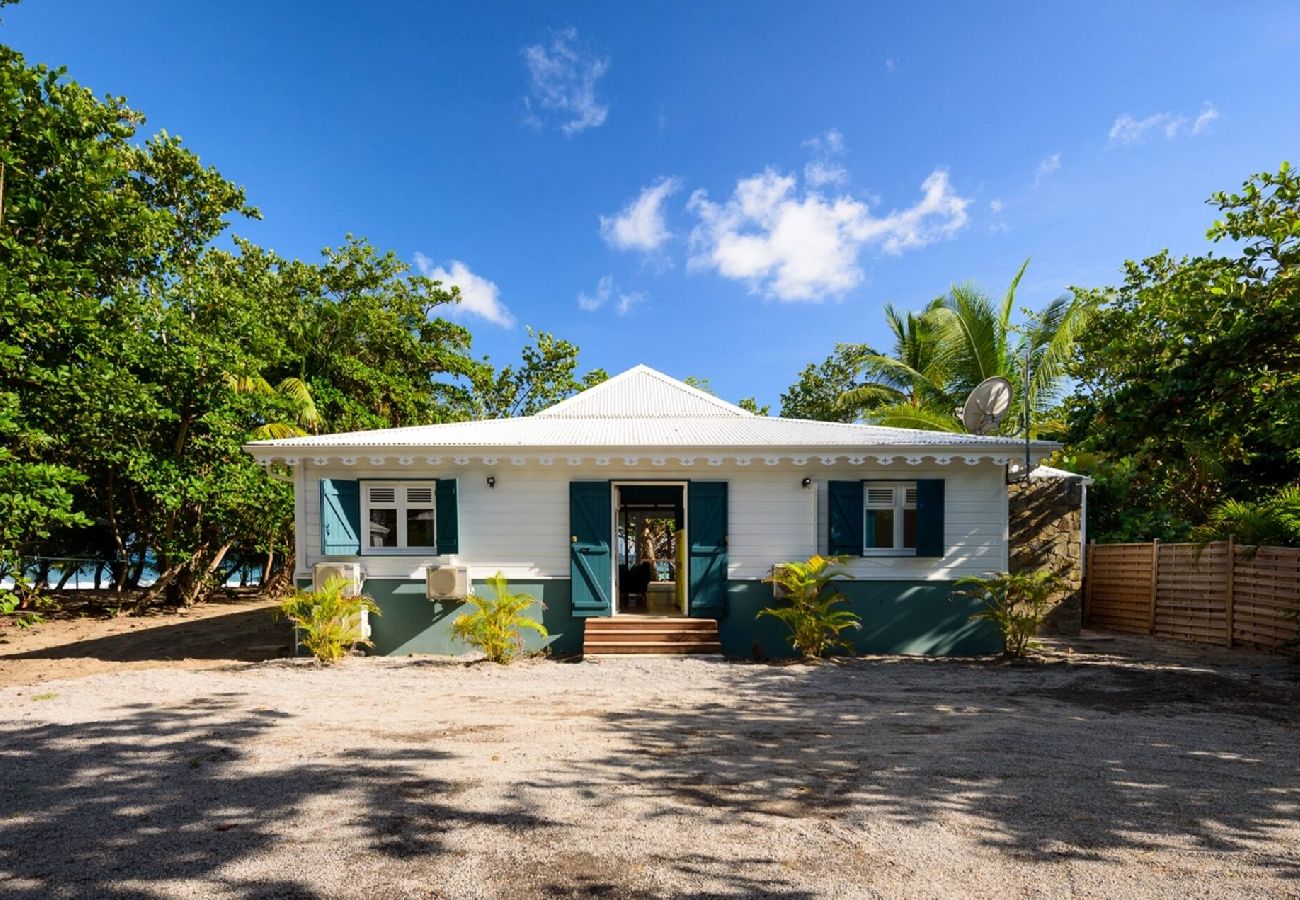 Villa in Le Diamant - Villa au Diamant ref M127 avec piscine directement