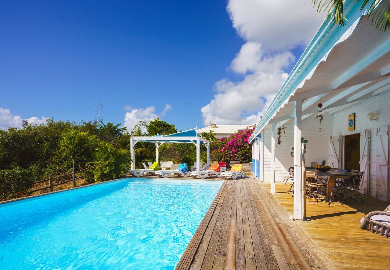 Villa in Sainte-Anne - Villa à Sainte Anne Ref G222 avec 6 chambres, pisc