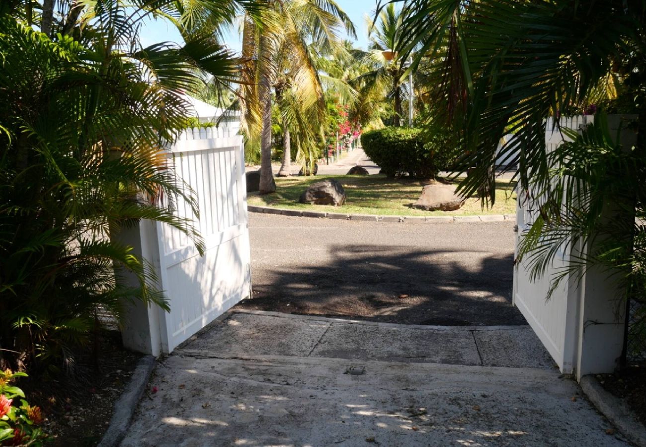 Villa in Saint-François - Villa à Saint François G038 2 chambres piscine