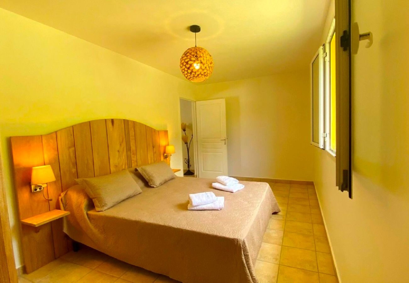 Villa in Sainte-Anne - Villa à Sainte Anne G048DE - 3 ch piscine privée
