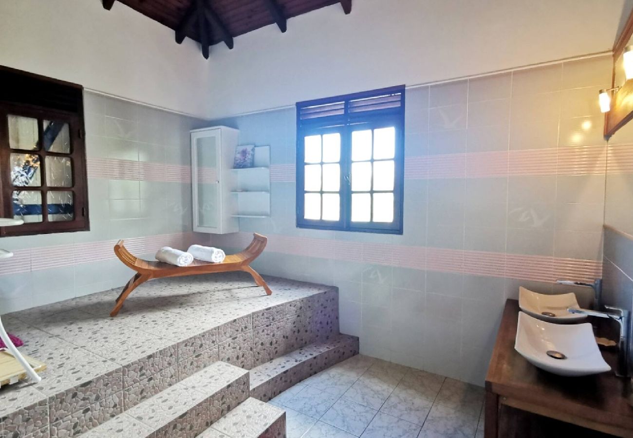 Villa in Saint-François - Villa G186C à Saint François 5 ch piscine privée