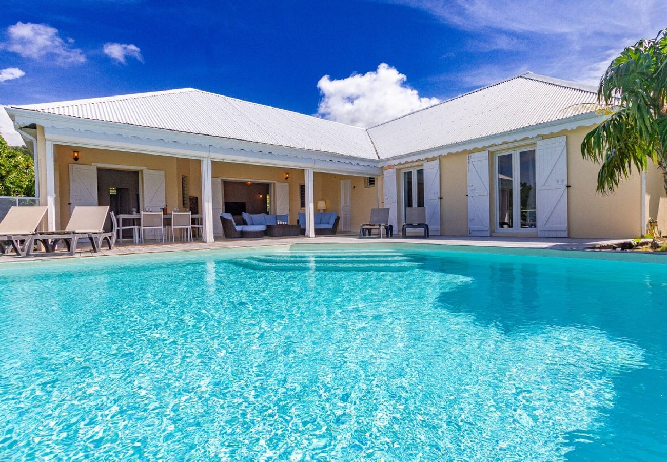 Villa in Deshaies - Villa à Deshaies G166A vue mer 3ch piscine