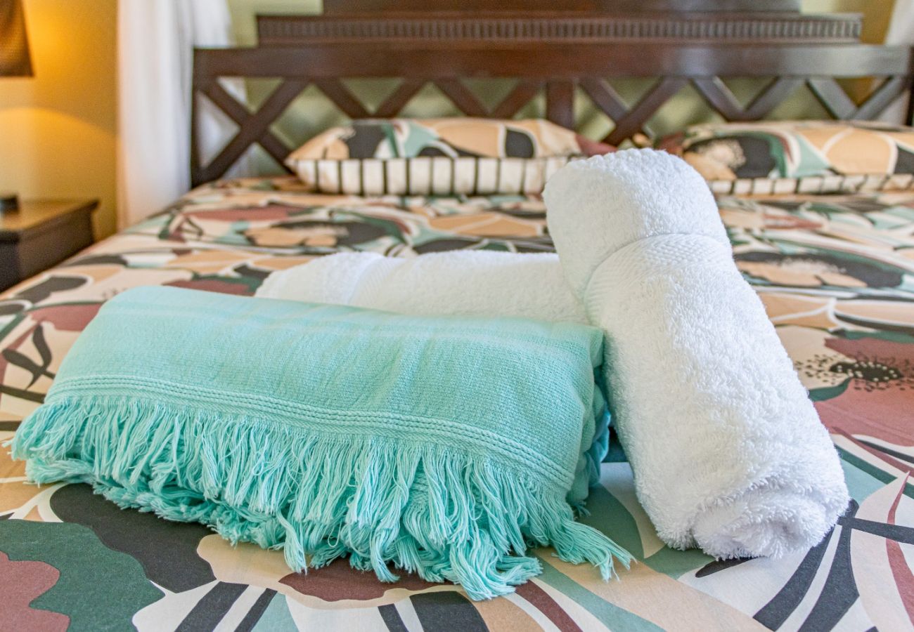 Villa in Deshaies - Villa à Deshaies G166A vue mer 3ch piscine