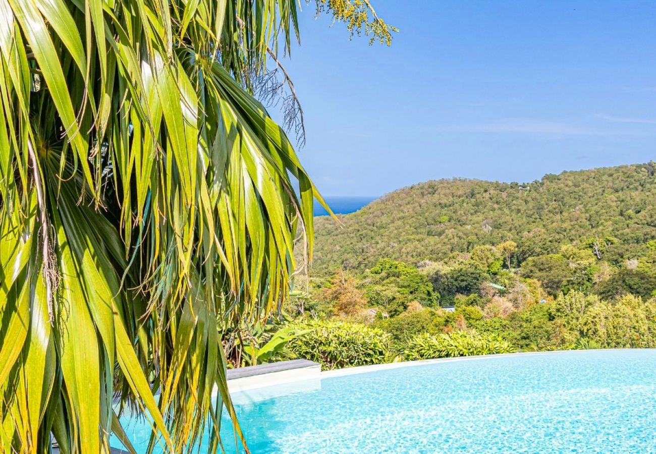 Villa in Deshaies - Villa à Deshaies G166A vue mer 3ch piscine