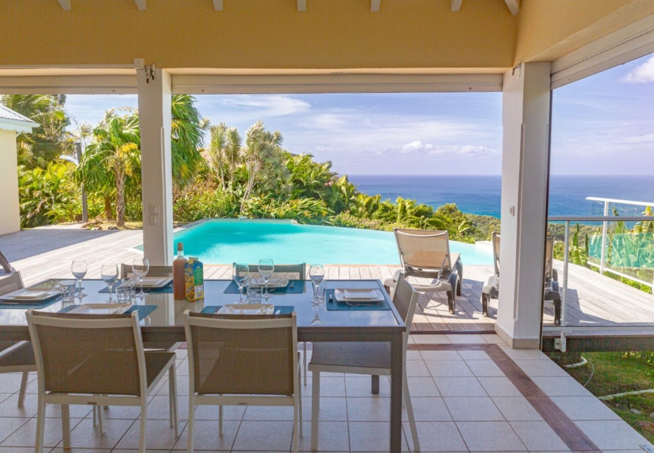 Villa in Deshaies - Villa à Deshaies G166A vue mer 3ch piscine