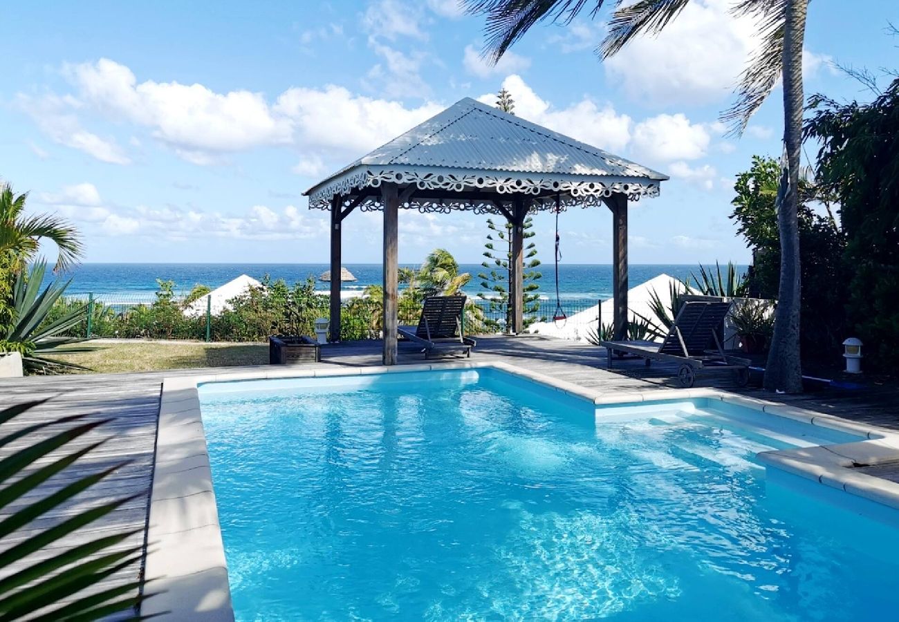 Villa in Saint-François - Villa Saint François Ref G044 2ch vue mer piscine