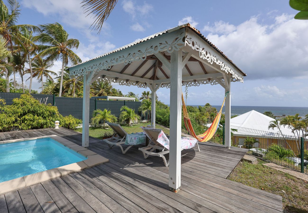 Villa in Saint-François - Villa Saint François Ref G044 2ch vue mer piscine