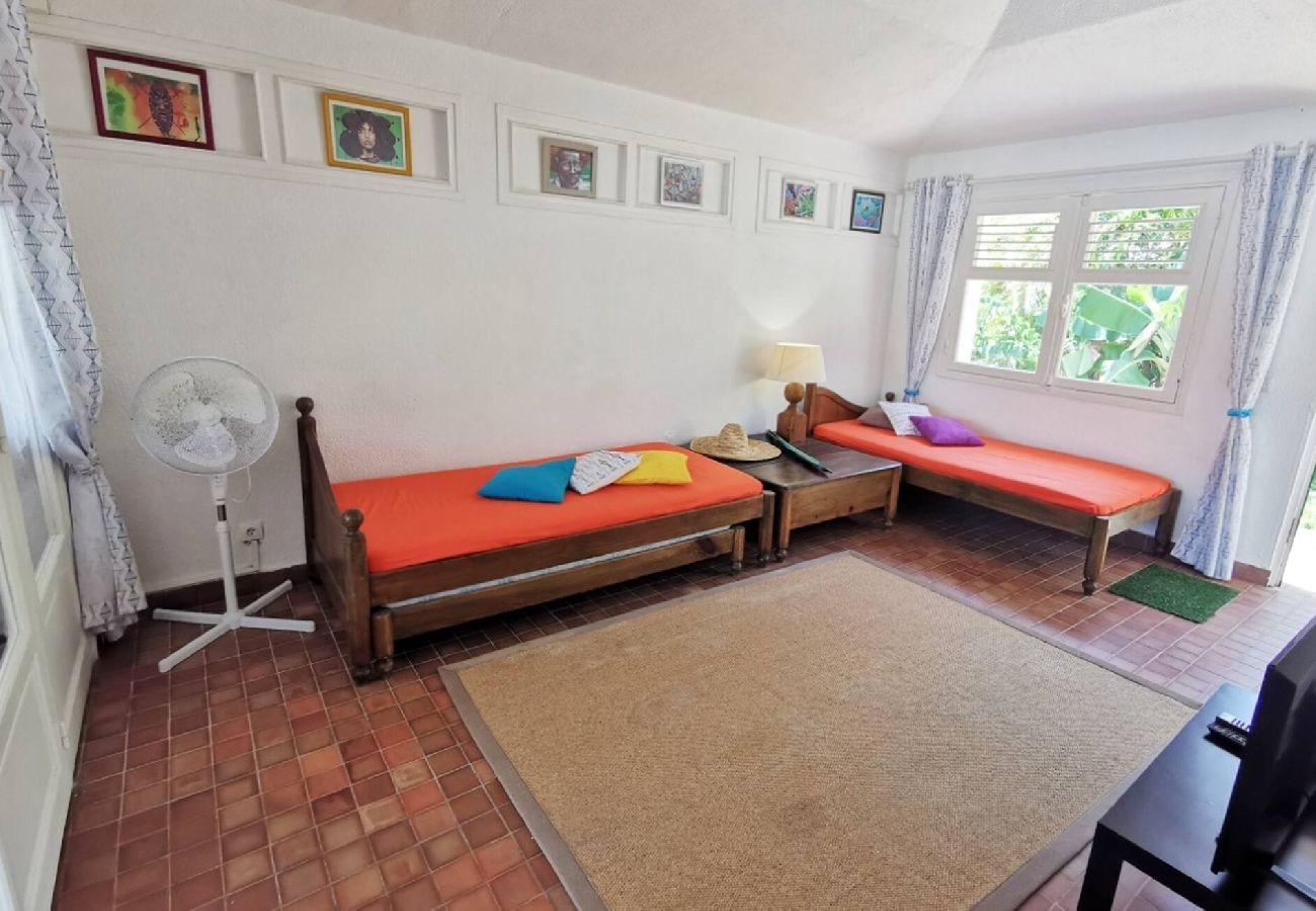 Villa in Saint-François - Villa à Saint François G014 - 2 chambres piscine