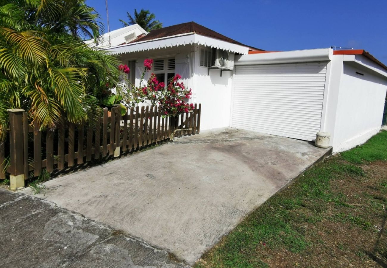 Villa in Saint-François - Villa à Saint François G014 - 2 chambres piscine
