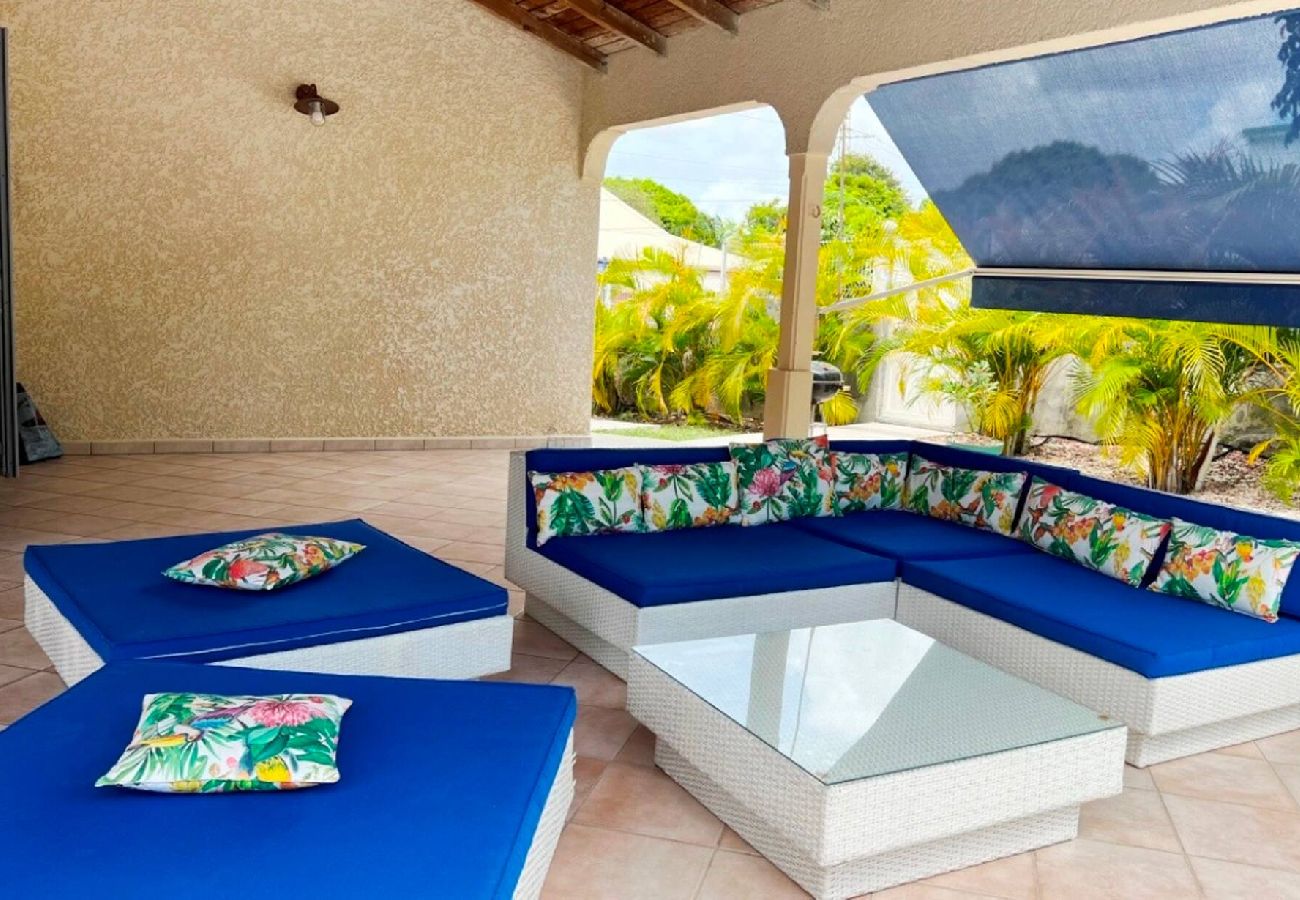 Villa in Sainte-Anne - Villa à Sainte Anne G104 3 ch piscine plage 600m