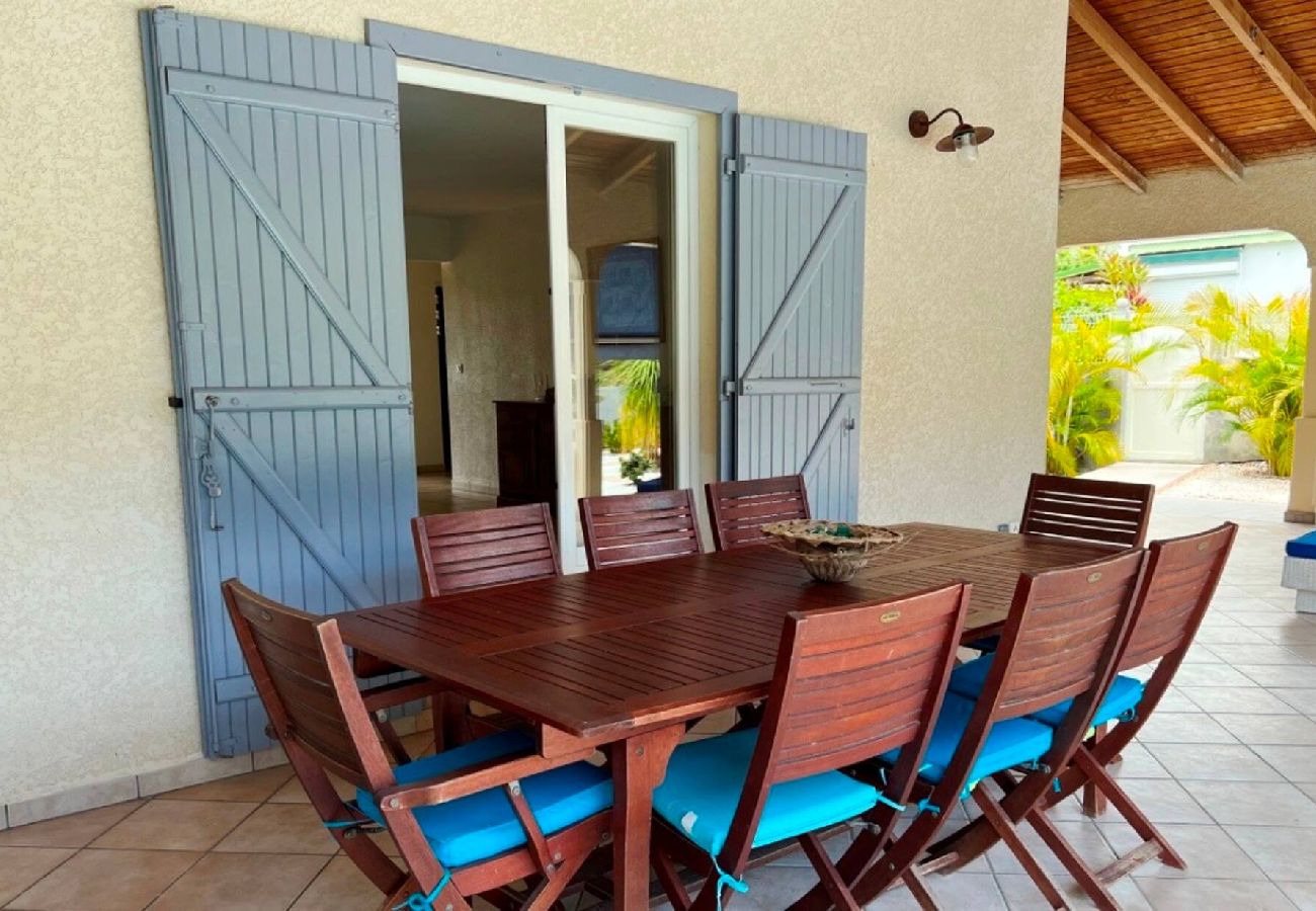 Villa in Sainte-Anne - Villa à Sainte Anne G104 3 ch piscine plage 600m