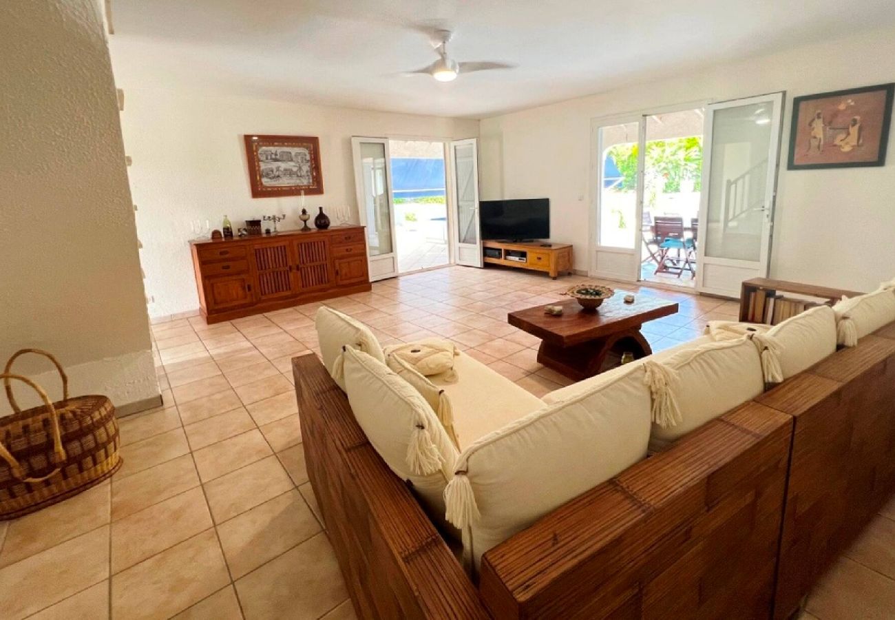 Villa in Sainte-Anne - Villa à Sainte Anne G104 3 ch piscine plage 600m