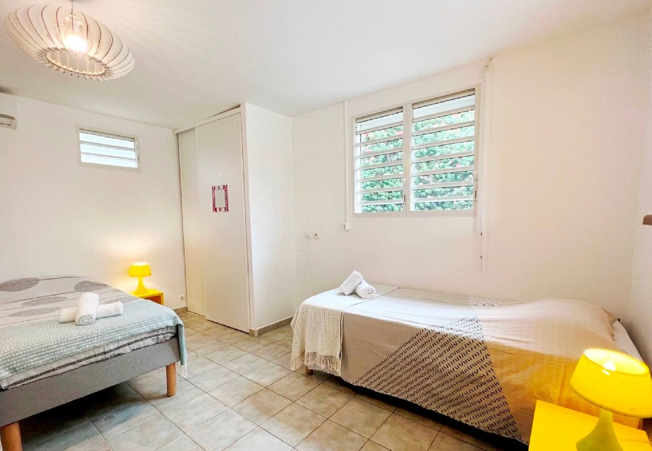 Villa in Saint-François - Villa à Saint François G059B 3 ch piscine privée