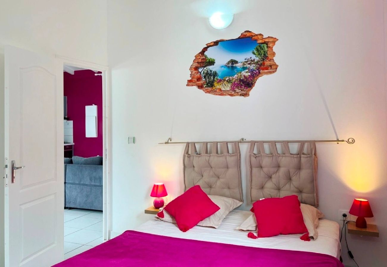 Villa in Saint-François - Villa Saint François G009 2 chambres piscine spa