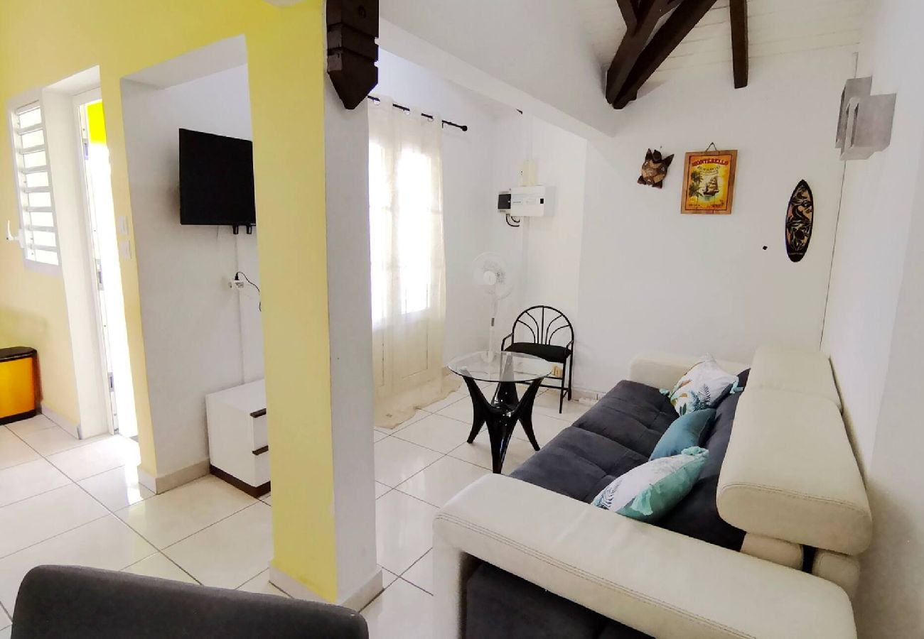 Villa in Saint-François - Villa à Saint François G004 - 1 chambre piscine