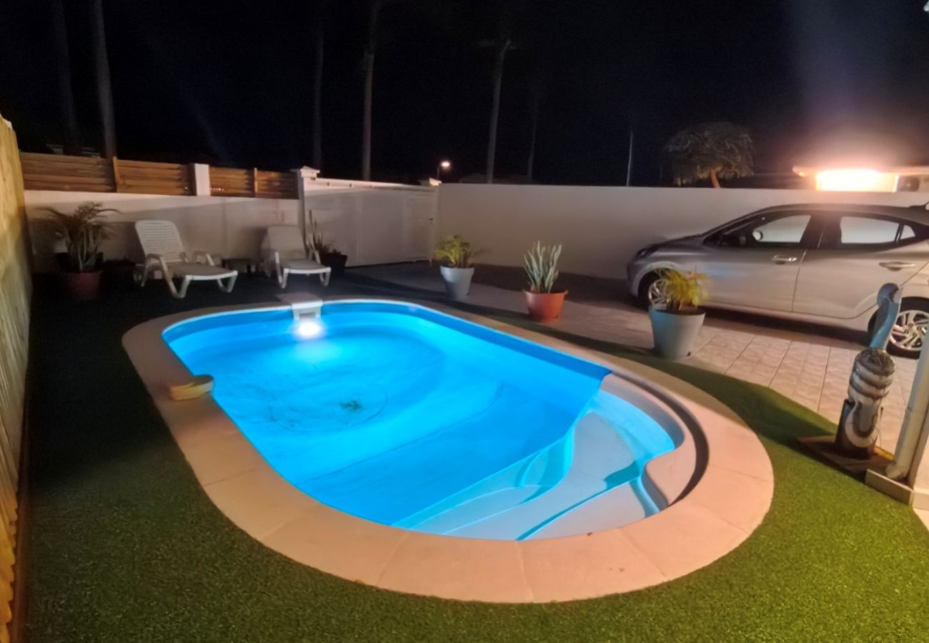 Villa in Saint-François - Villa à Saint François G004 - 2 chambres piscine