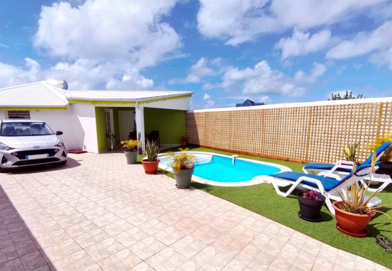 Villa in Saint-François - Villa à Saint François G004 - 2 chambres piscine