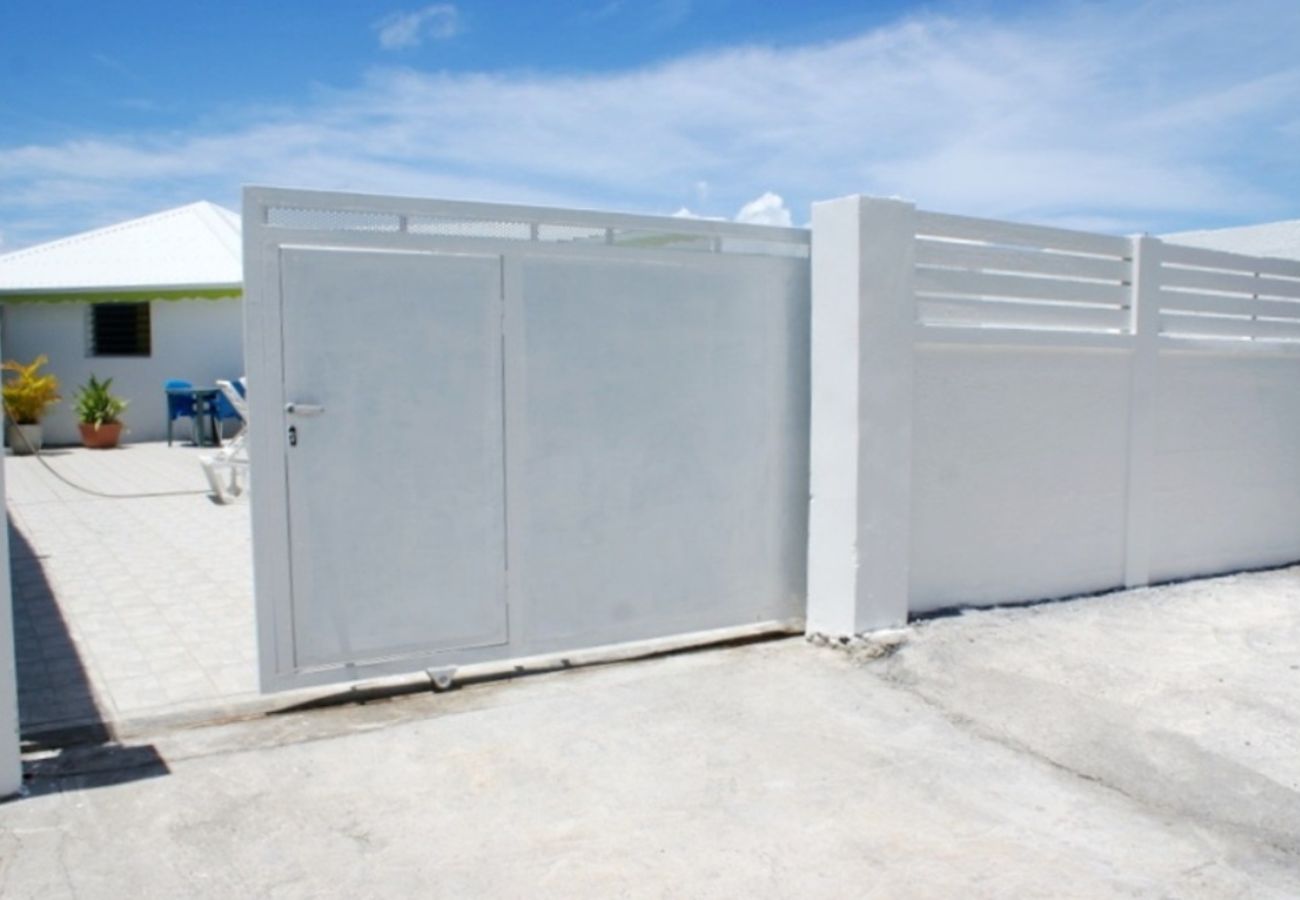 Villa in Saint-François - Villa à Saint François G004 - 2 chambres piscine