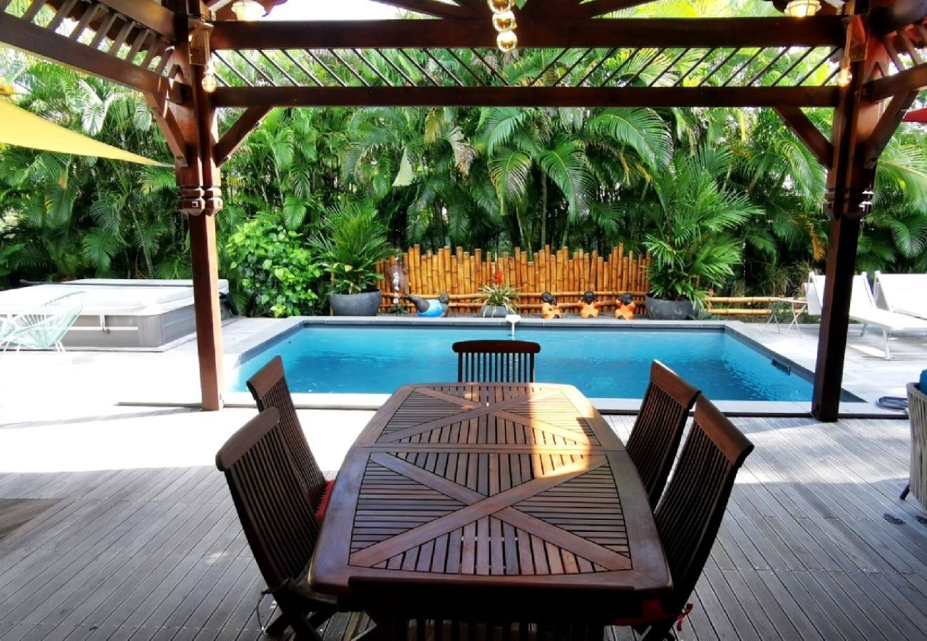 Villa in Saint-François - Villa à Saint François G077 - 3 chambres piscine