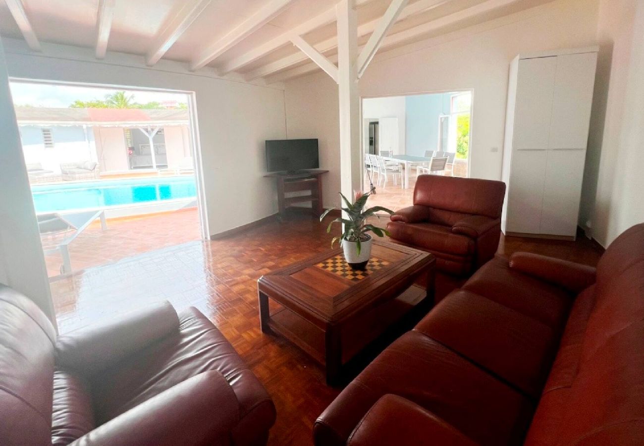 Villa in Le Gosier - Villa à Gosier G101C  - 3 chambres piscine
