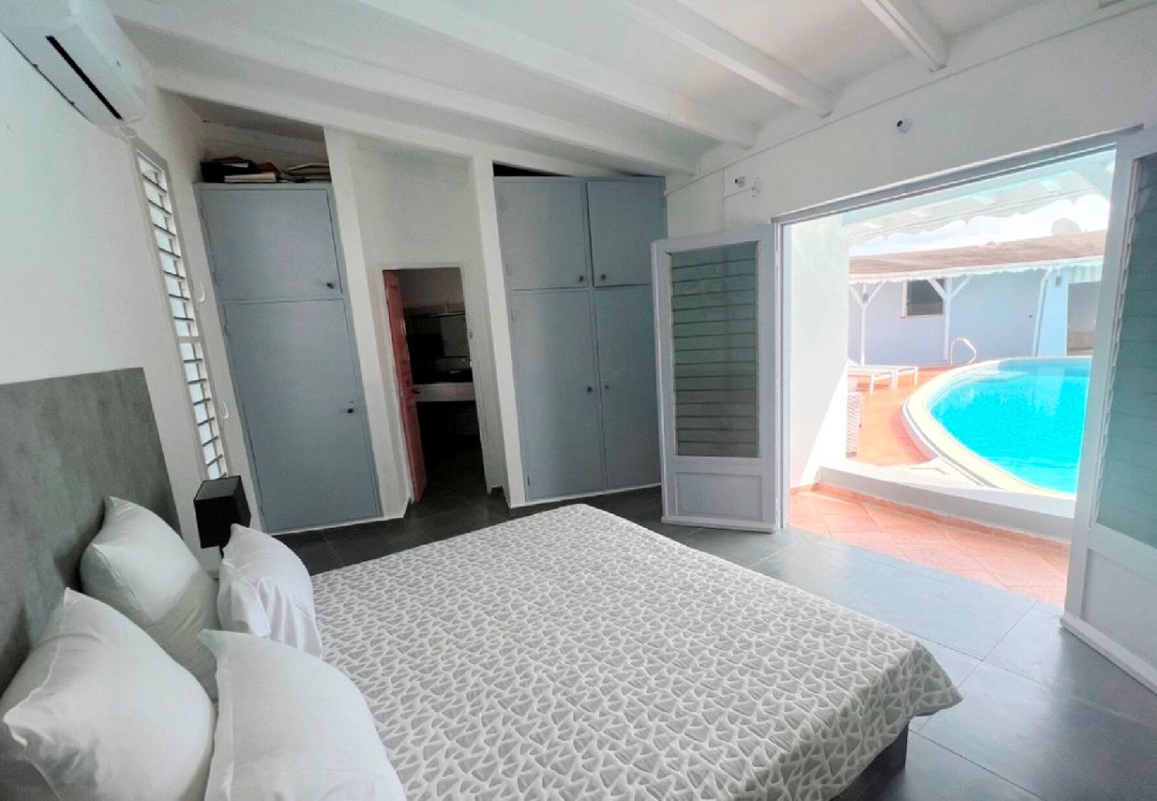 Villa in Le Gosier - Villa à Gosier G101C  - 3 chambres piscine