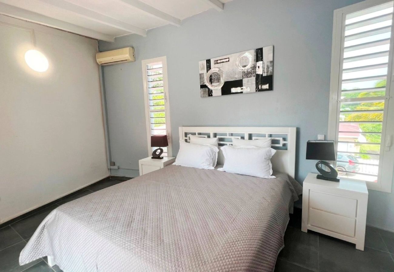 Villa in Le Gosier - Villa à Gosier G101C  - 3 chambres piscine