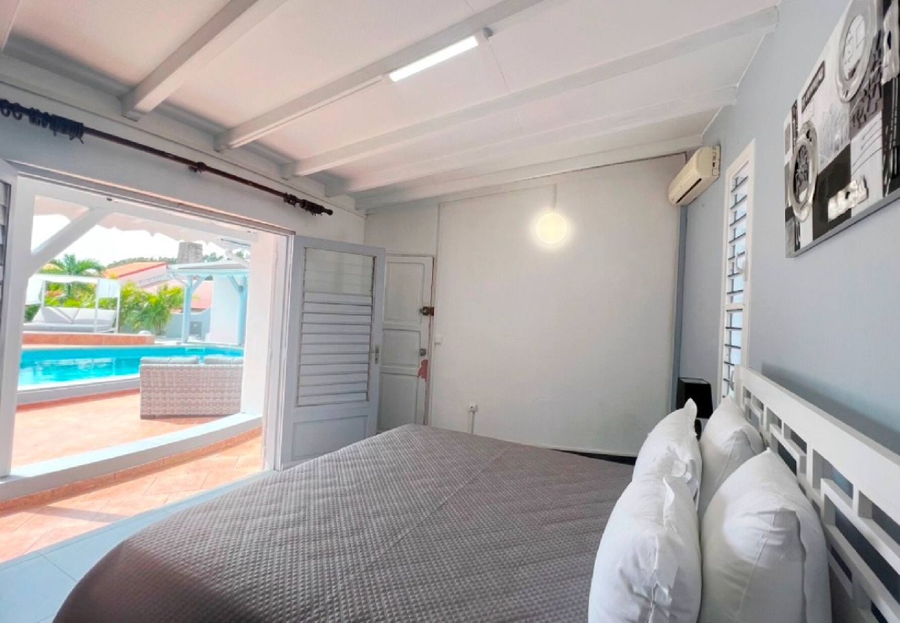 Villa in Le Gosier - Villa à Gosier G101C  - 3 chambres piscine