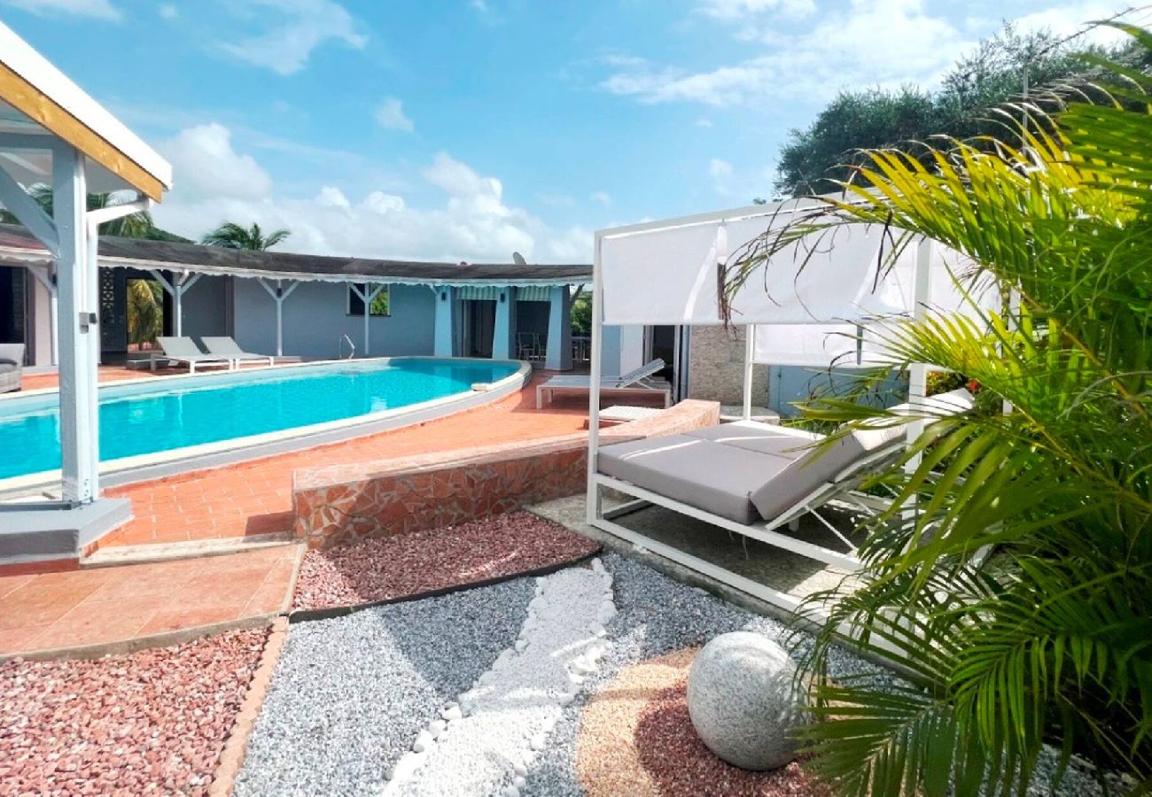 Villa in Le Gosier - Villa à Gosier G101C  - 3 chambres piscine
