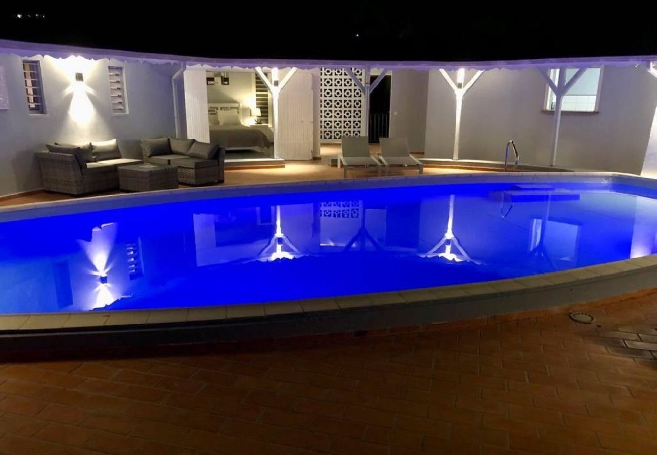 Villa in Le Gosier - Villa à Gosier G101C  - 3 chambres piscine