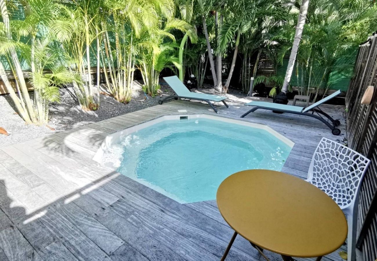 Villa in Saint-François - Villa à Saint François G017 - 1 chambre piscine