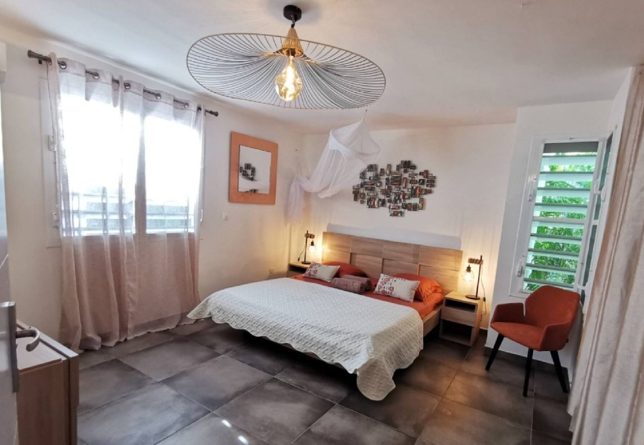 Villa in Saint-François - Villa à Saint François G017 - 1 chambre piscine