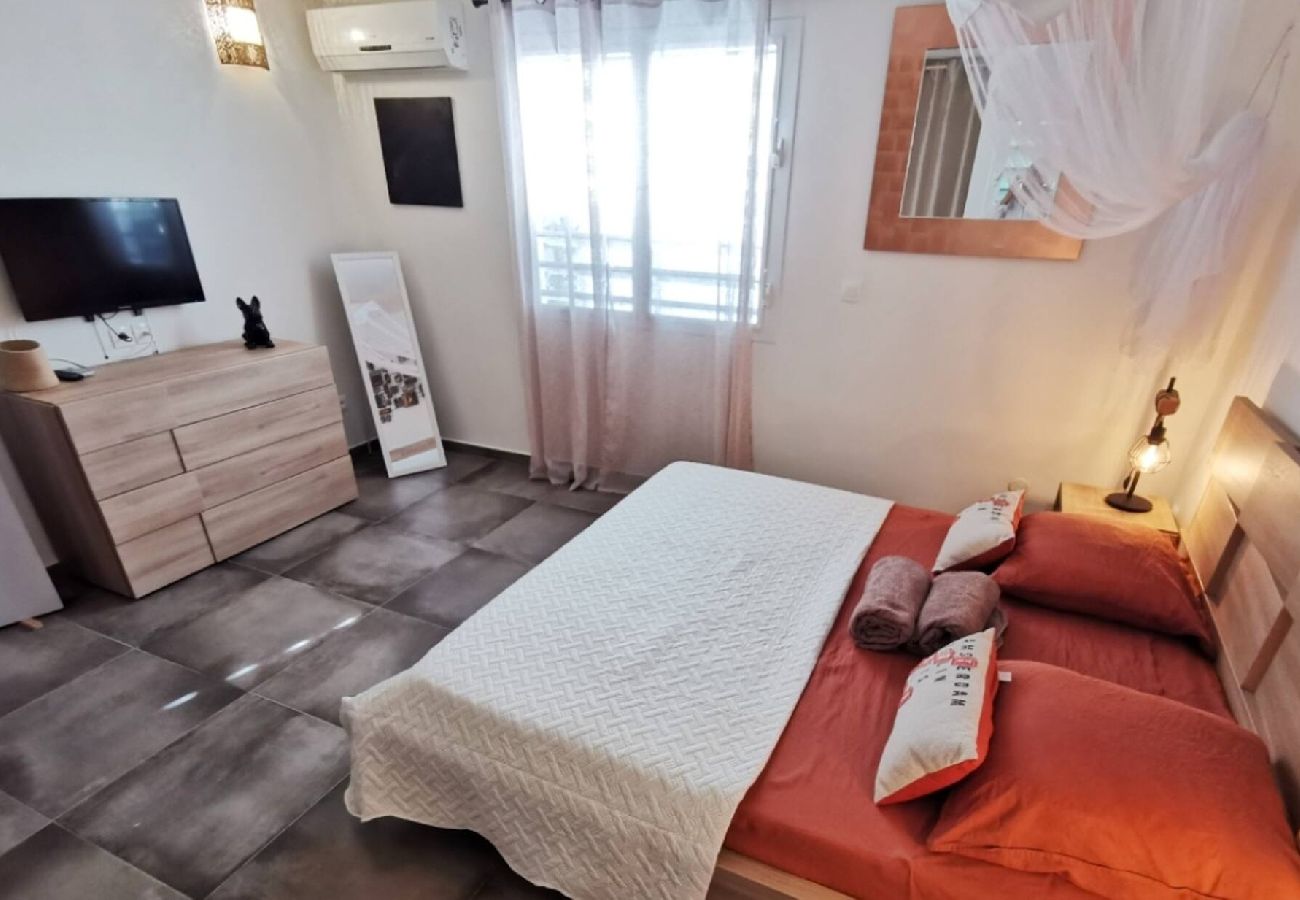 Villa in Saint-François - Villa à Saint François G017 - 1 chambre piscine