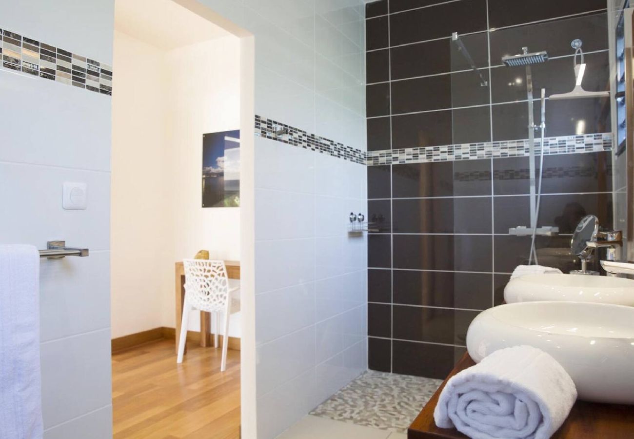 Villa in Saint-François - Villa à St François G163A - 4 chambres piscine