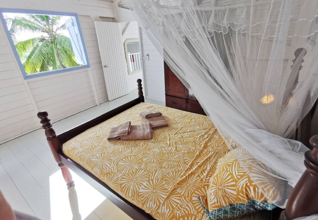 Villa in Sainte-Anne - Villa à Sainte Anne M049 - 3 chambres piscine