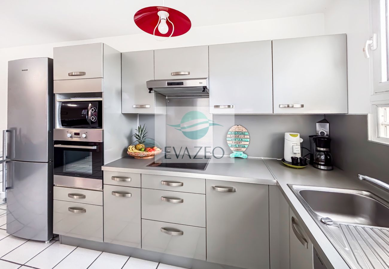 Apartment in Les Trois-Ilets - Appartement Trois Ilets Autentik hm302 2ch vue mer