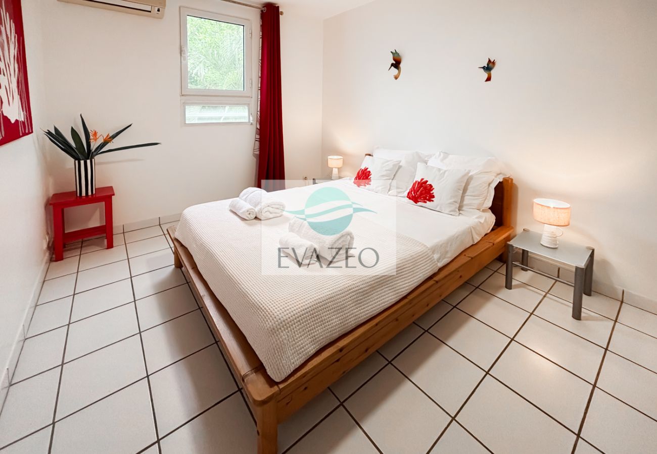 Apartment in Les Trois-Ilets - Appartement Trois Ilets Autentik hm302 2ch vue mer